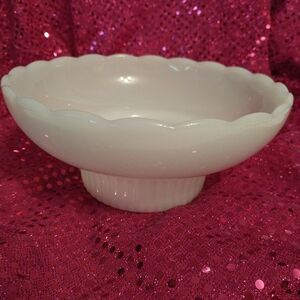 Vintage Y2K E.O Brody Milk Glass Candy Dish Bowl Scalloped Edge Ribbed Pedestal